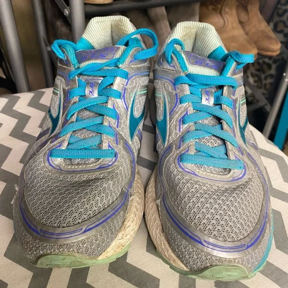 Brooks | Shoes | Brooks Gts 6 Edition Running Training 